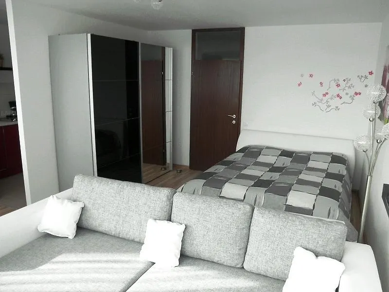 Checkvienna - Karmarschgasse Apartment  Vienna