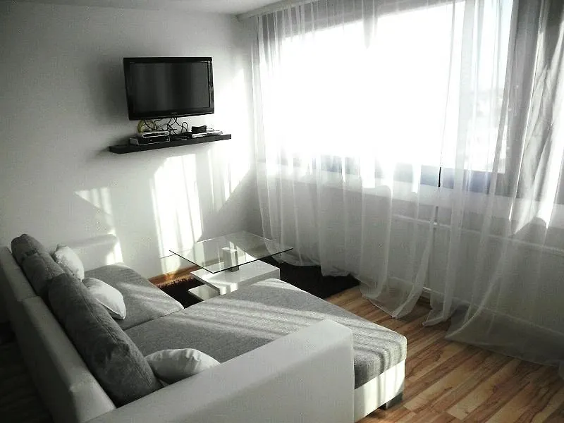 Checkvienna - Karmarschgasse Apartment Vienna