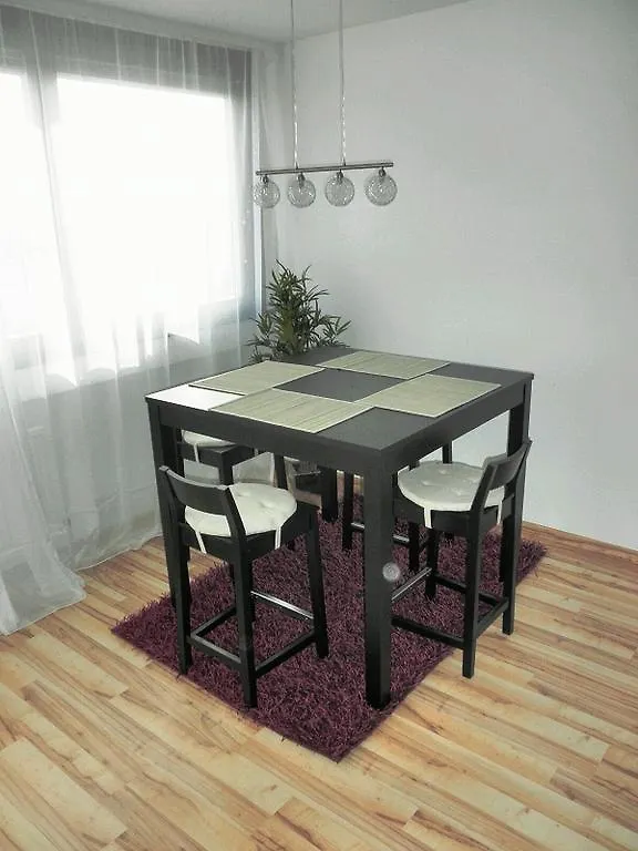 Checkvienna - Karmarschgasse Apartment